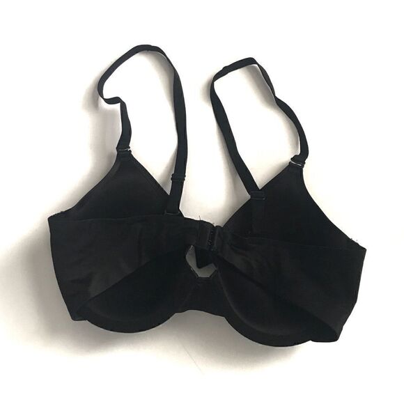 Wacoal Black Bra w/Adjustable Convertible Straps - Picture 2 of 11
